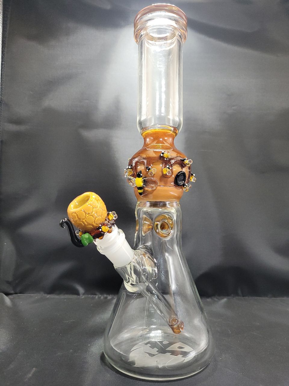 Empire Glassworks Beaker Water Pipe Save the Bees