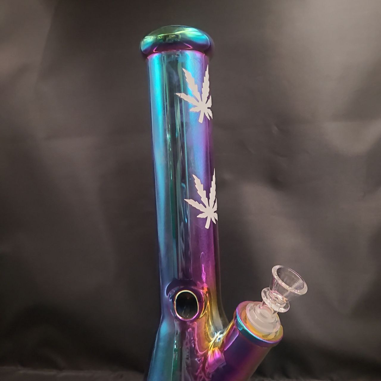 14" Iridescent Shiny Finish Beaker Water Pipe 14"