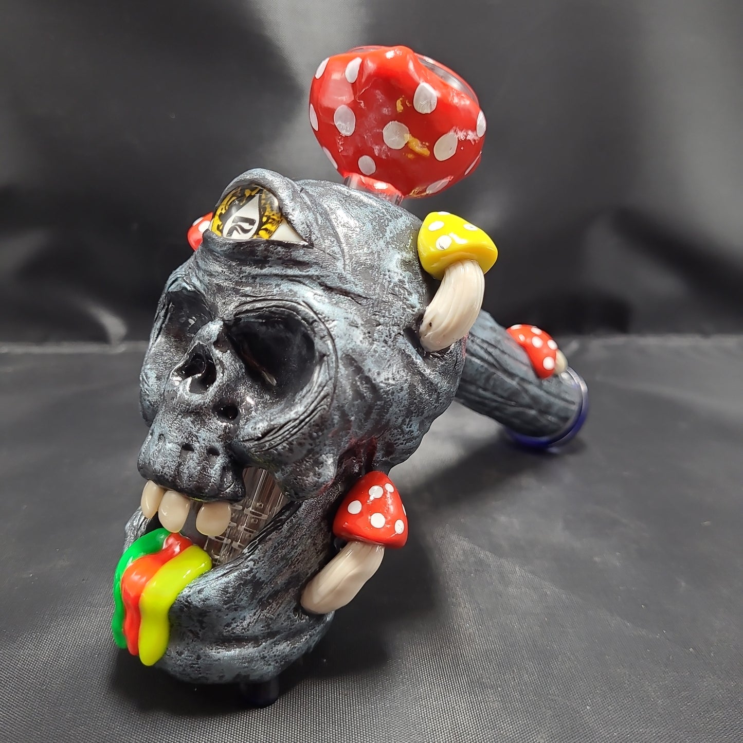 8" Pulsar Rasta Puking Skull Hammer Bubbler Pipe