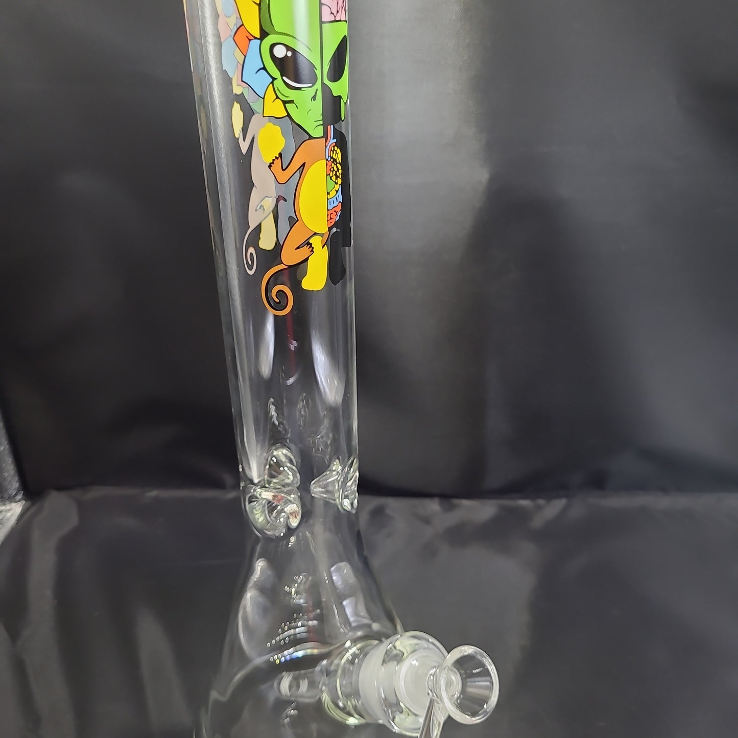 17" Alien Monkey Mandala Beaker Water Pipe