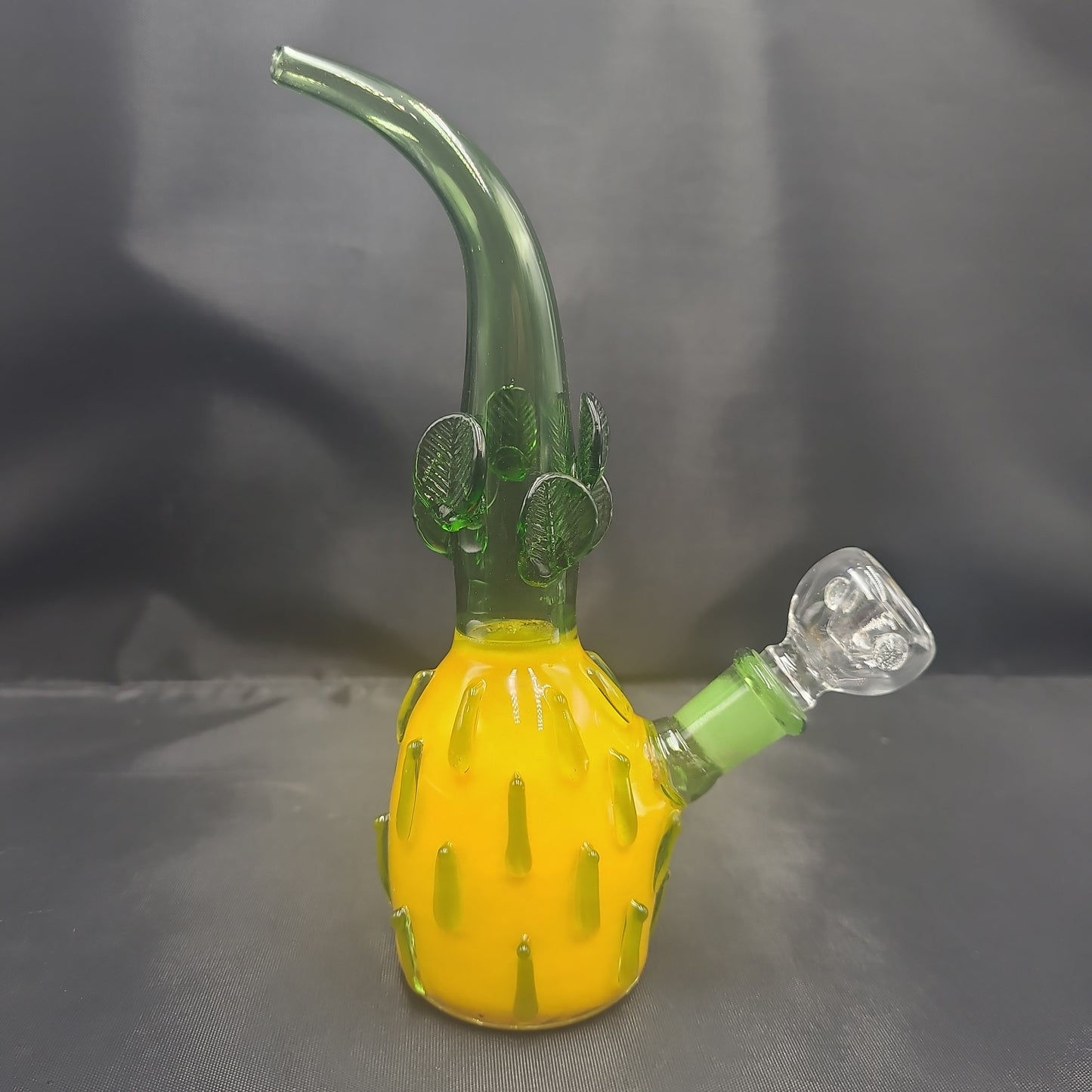 7.5" Pinnapple Plant water pipe