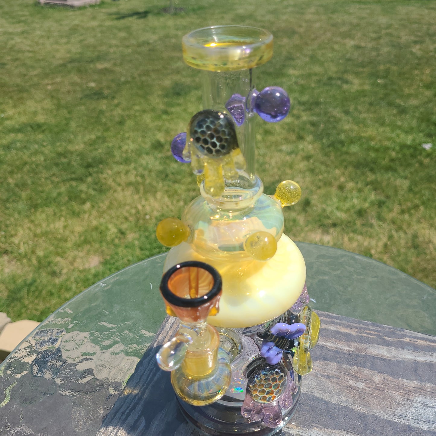 9.5 Tataoo Glass Trippy Beehive