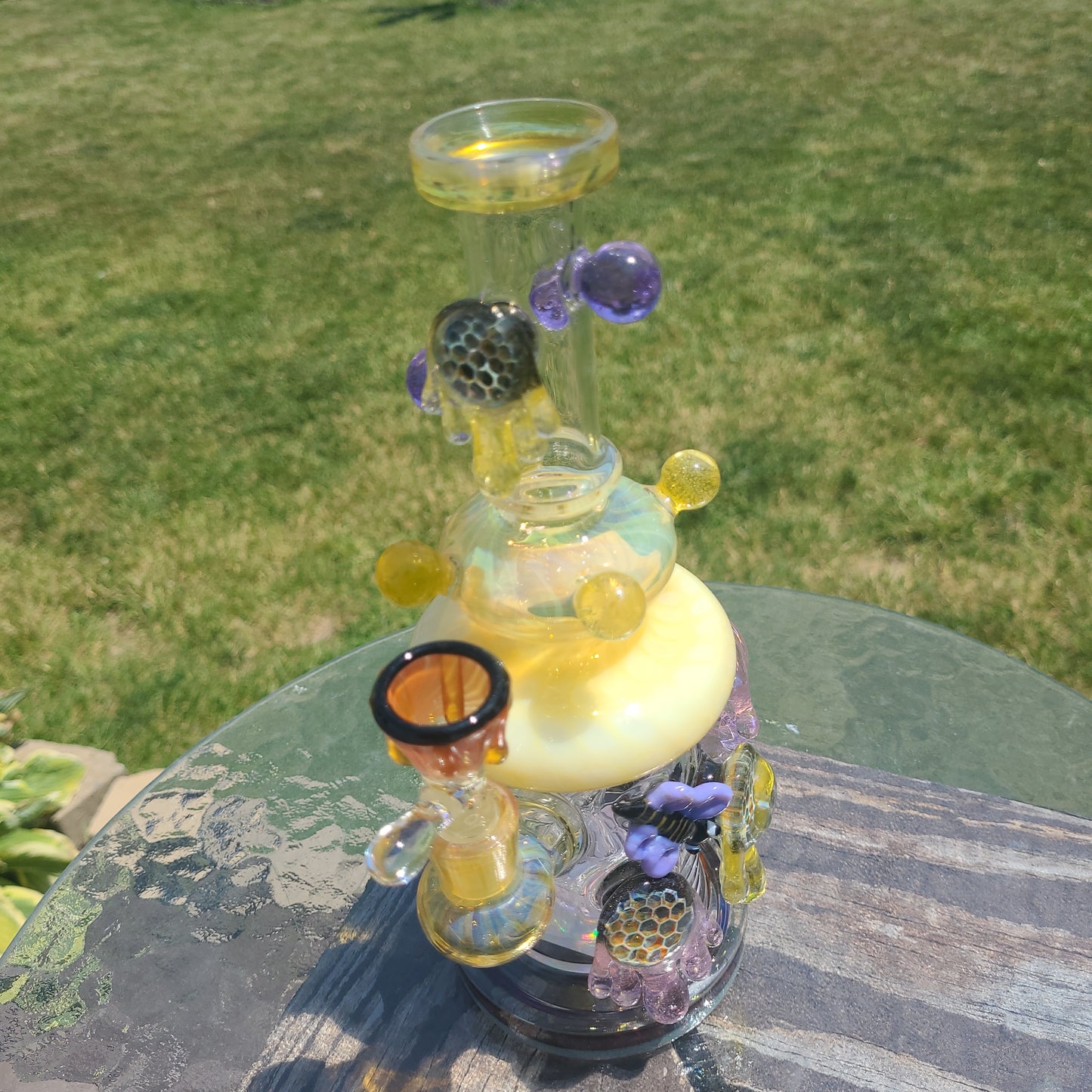 9.5 Tataoo Glass Trippy Beehive