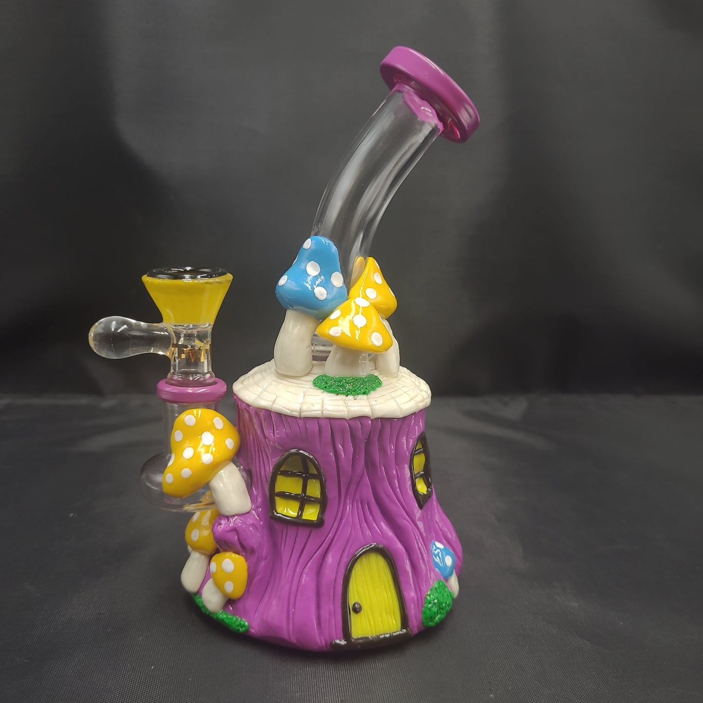 7" Shroomy Tree Strump bong