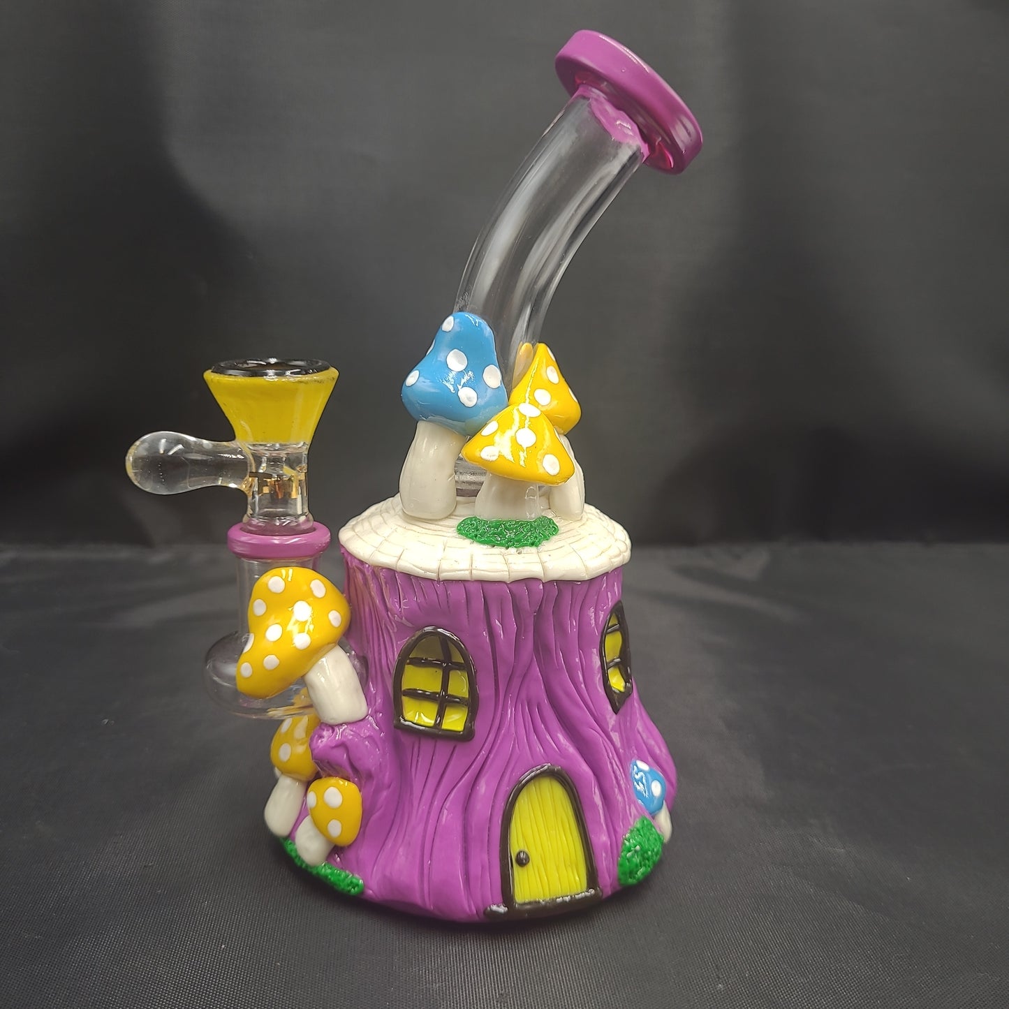 7" Shroomy Tree Strump bong