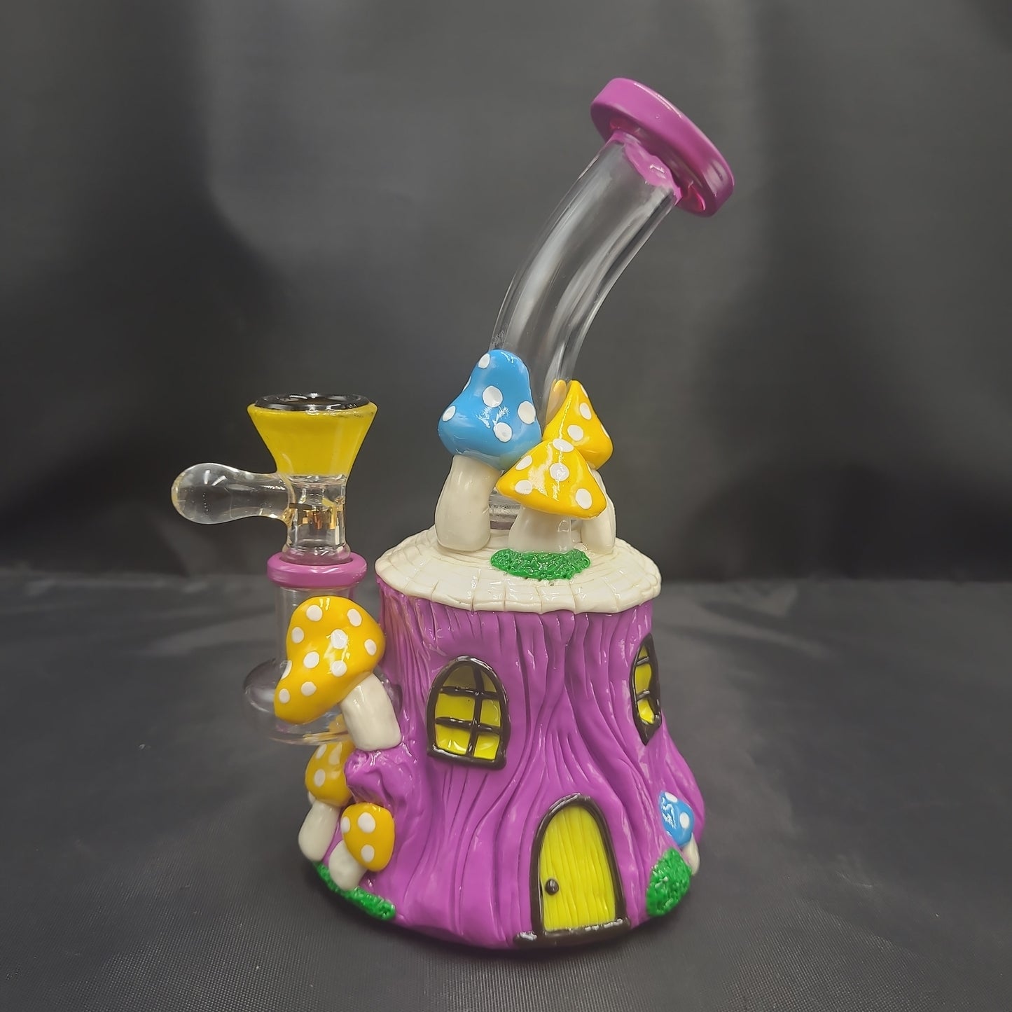 7" Shroomy Tree Strump bong