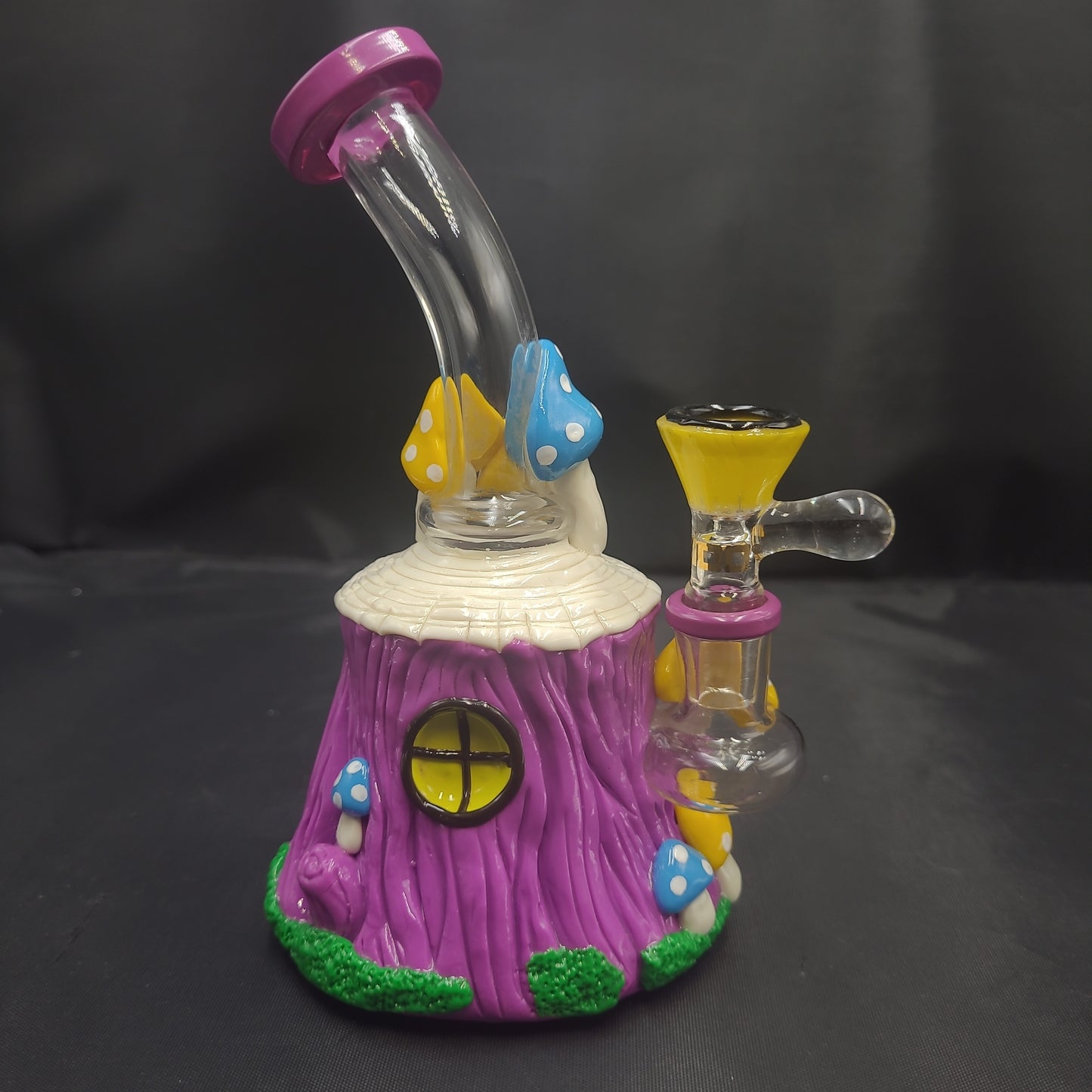 7" Shroomy Tree Strump bong