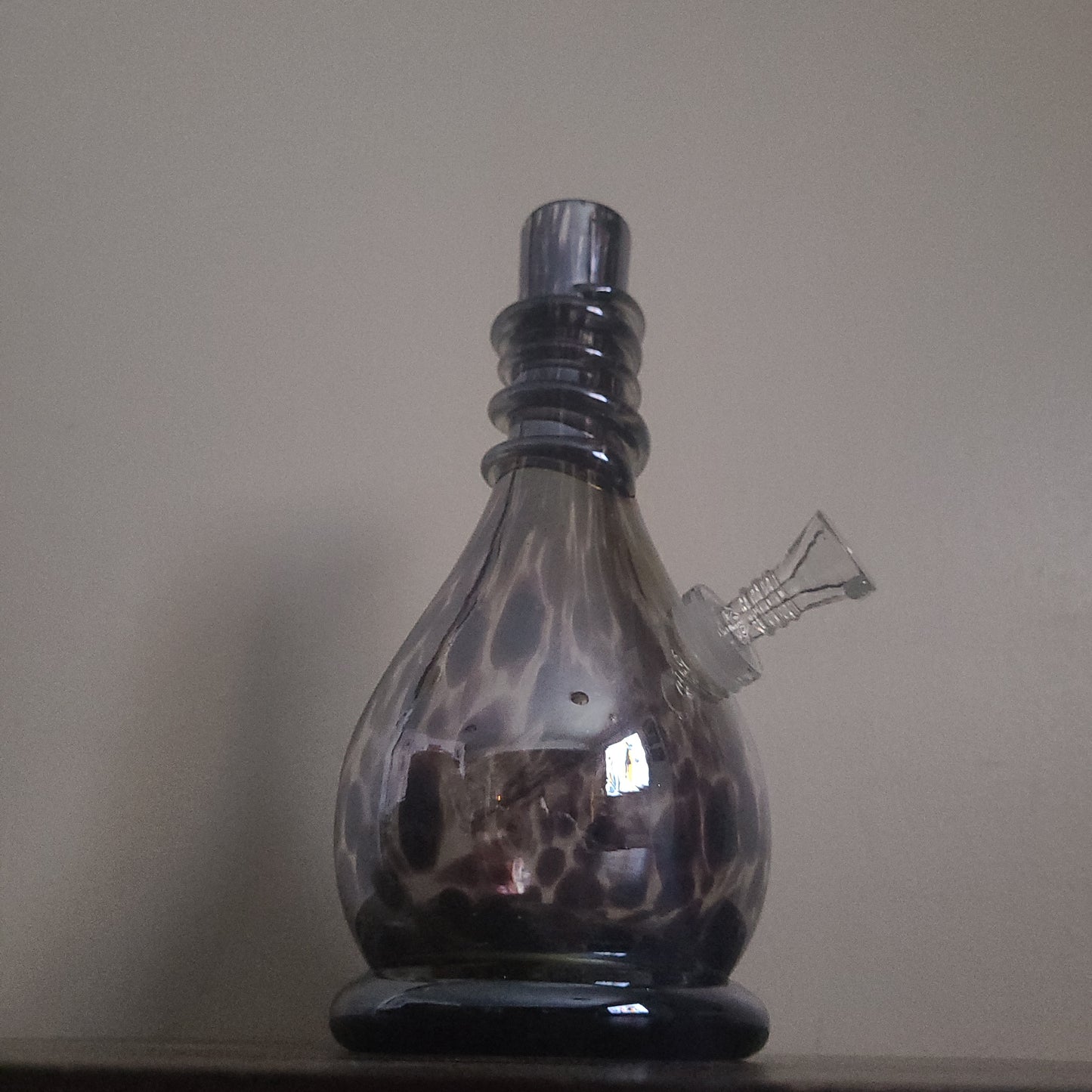 9" Heavy Dark Rain Drop bong