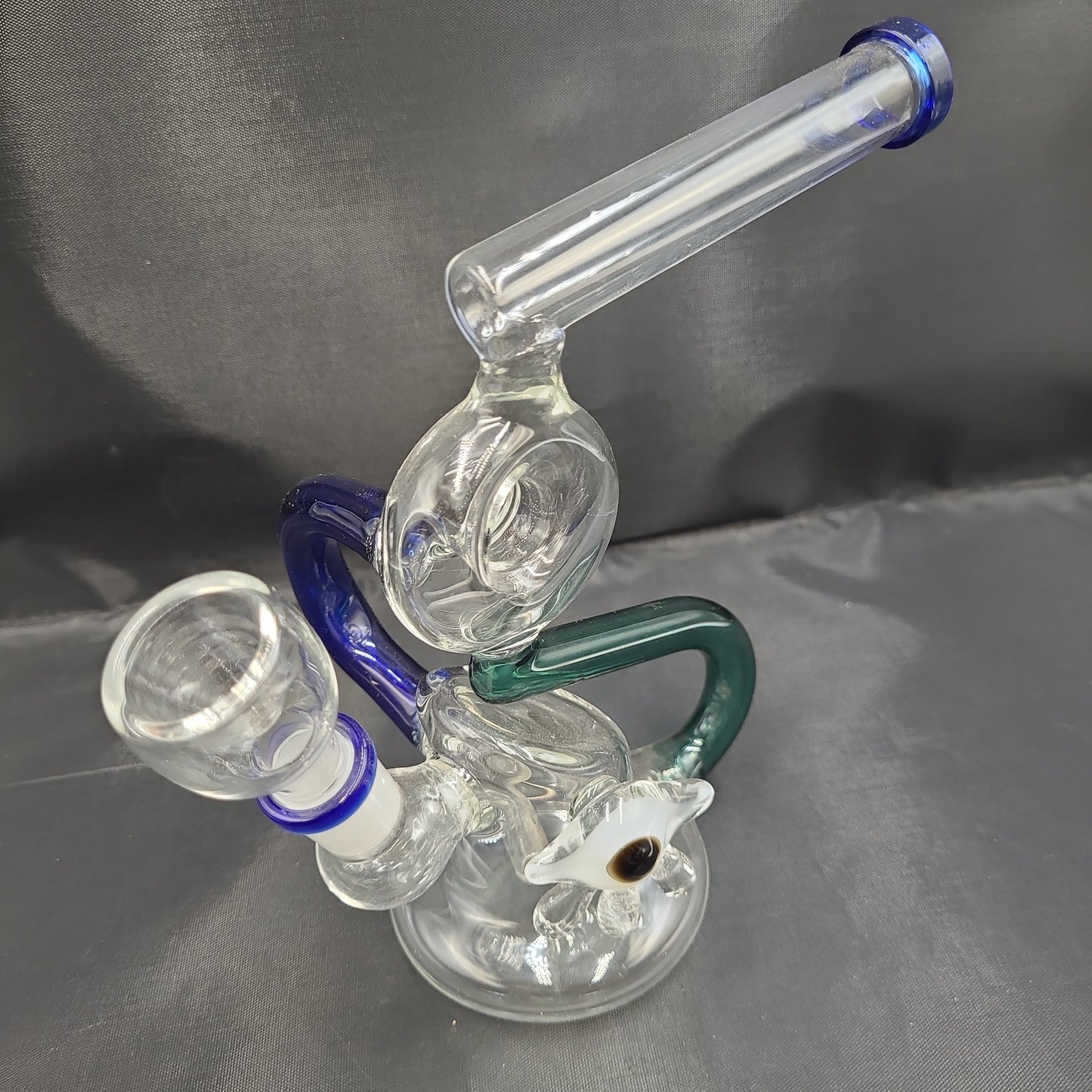 7" Eye Spy Locket Donut Recyceler bong