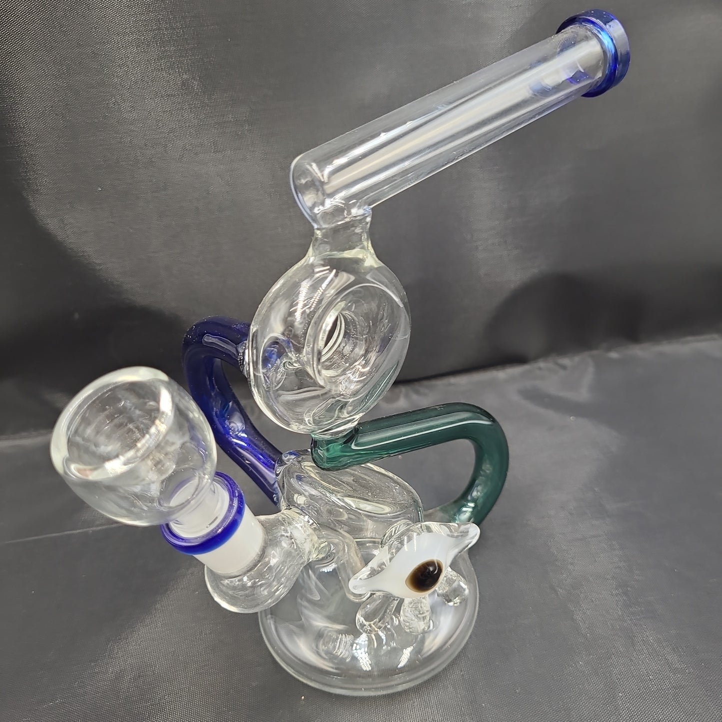 7" Eye Spy Locket Donut Recyceler bong