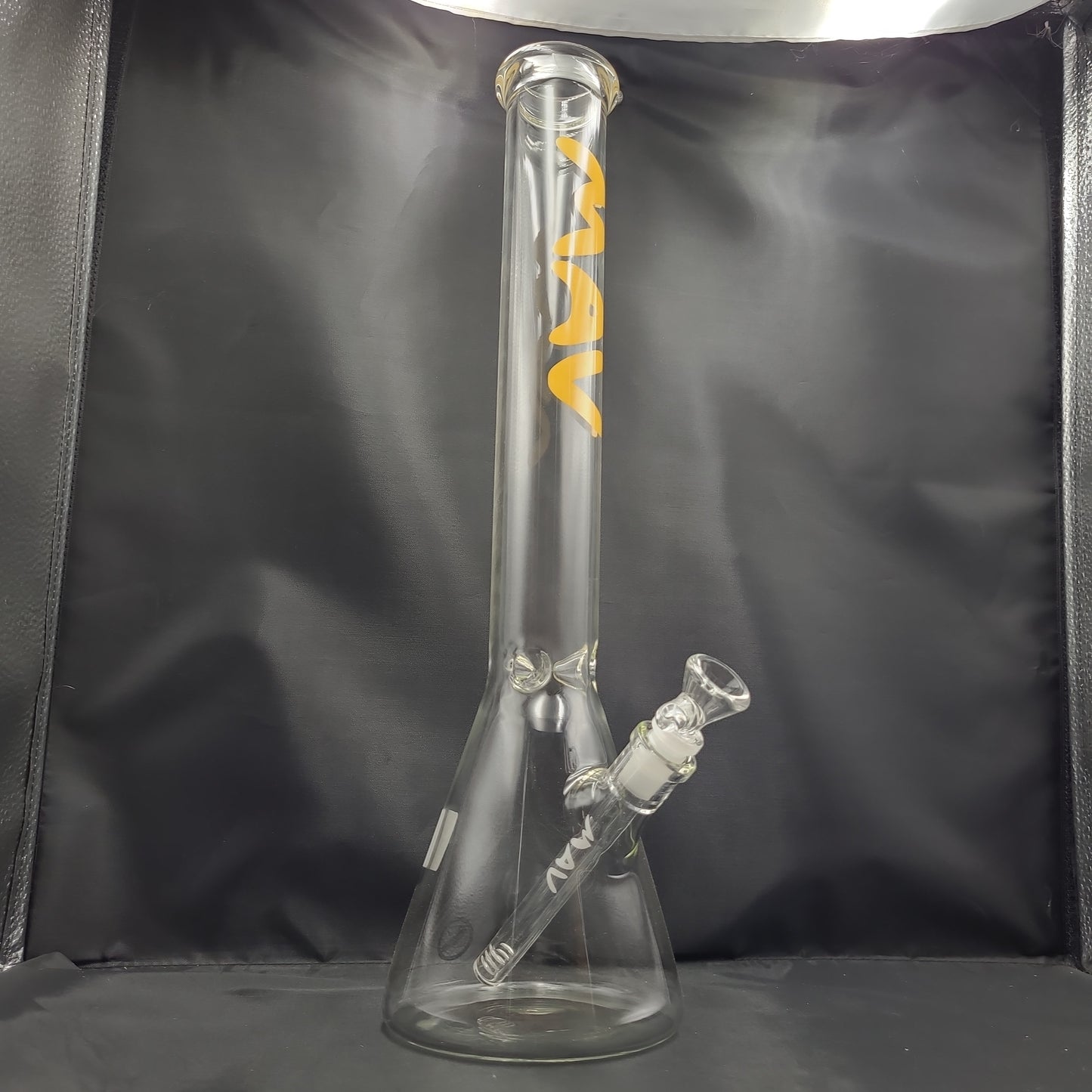 18" MAV Classic Beaker Bong