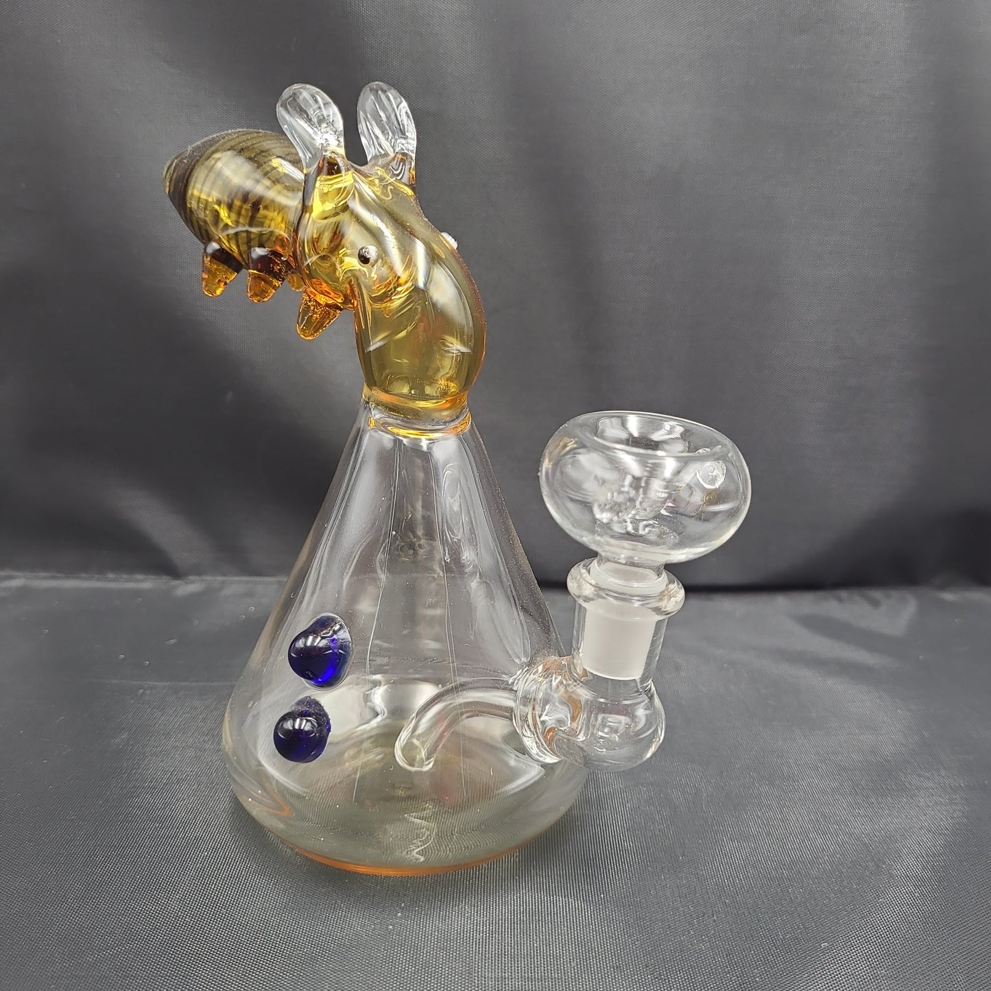 7" Flying Honey Bee Beaker bong