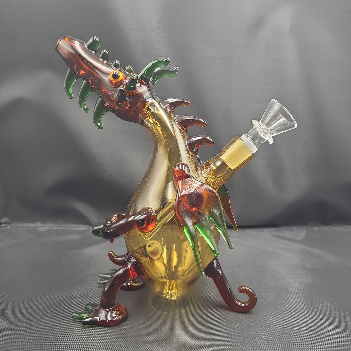 8" Spikey Dragon bong / rig