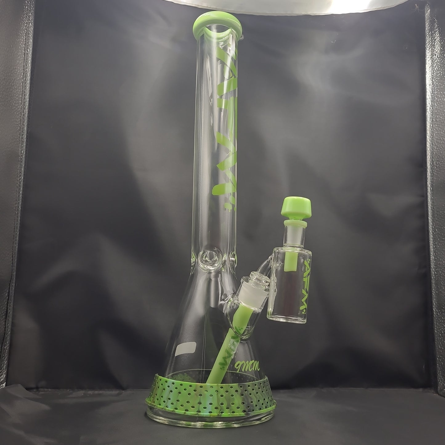 18" AFM Rubber Base Beaker w/ Matching Ashcatcher set