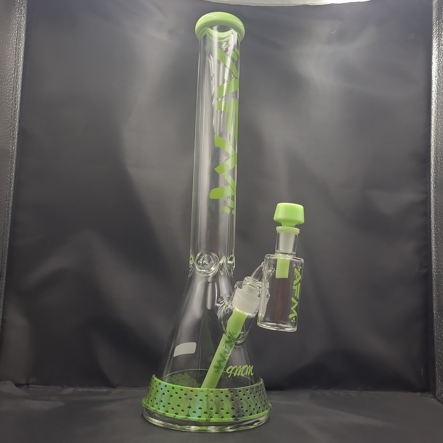 18" AFM Rubber Base Beaker w/ Matching Ashcatcher set