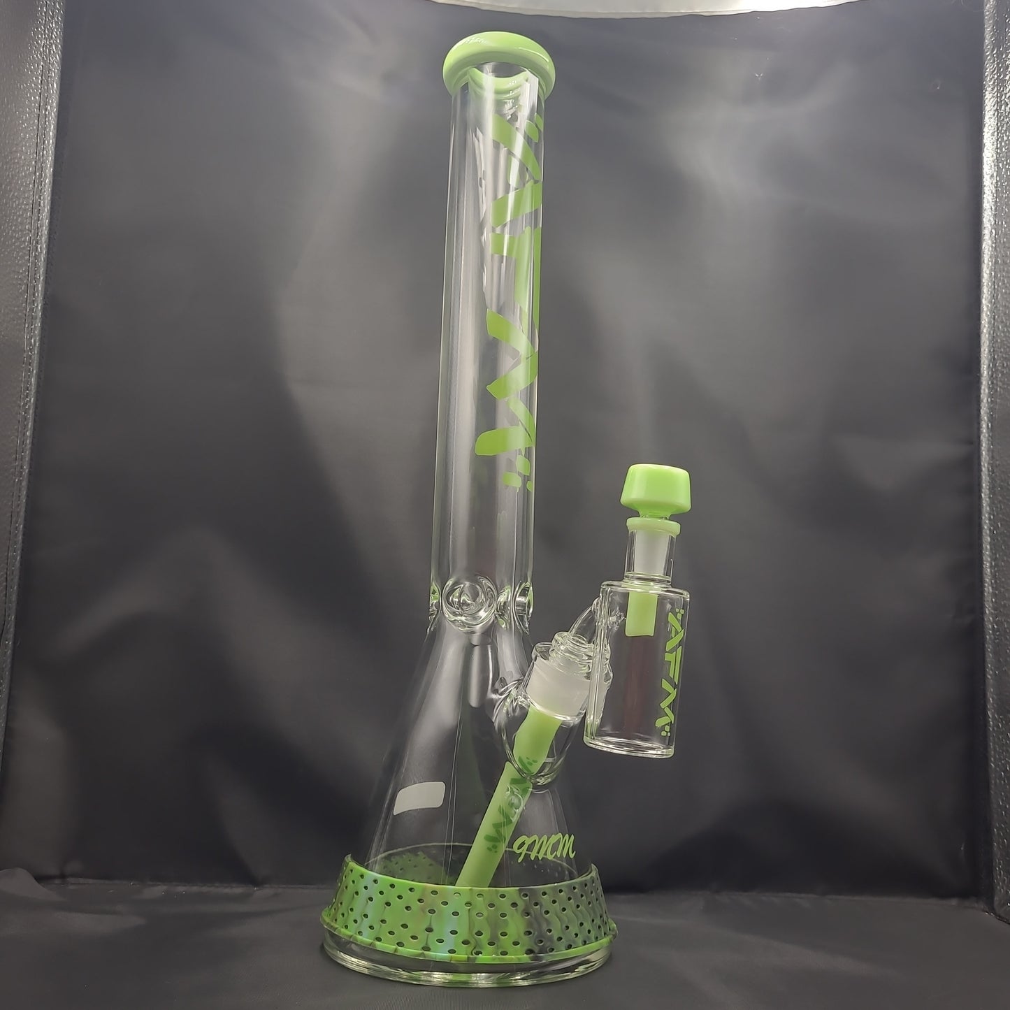 18" AFM Rubber Base Beaker w/ Matching Ashcatcher set