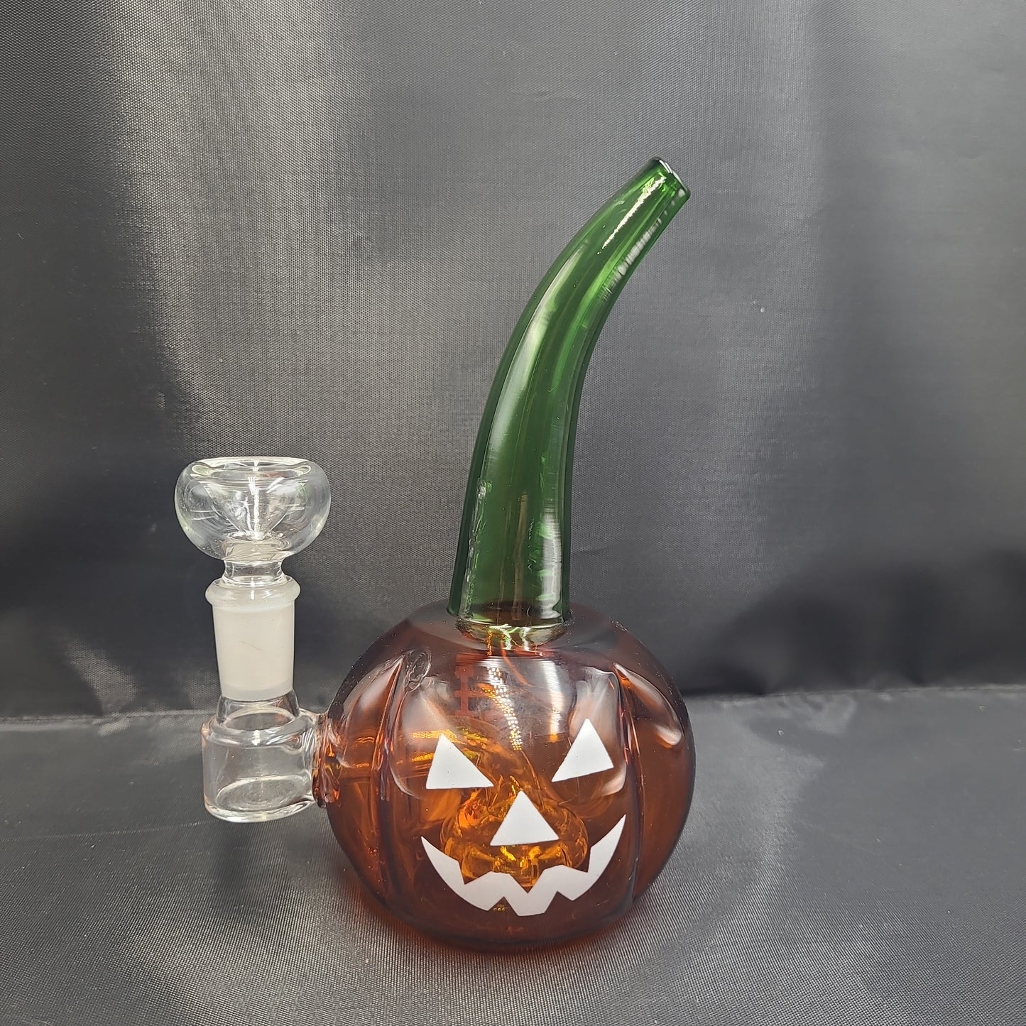 7" Hemper Pumpkin Water pipe
