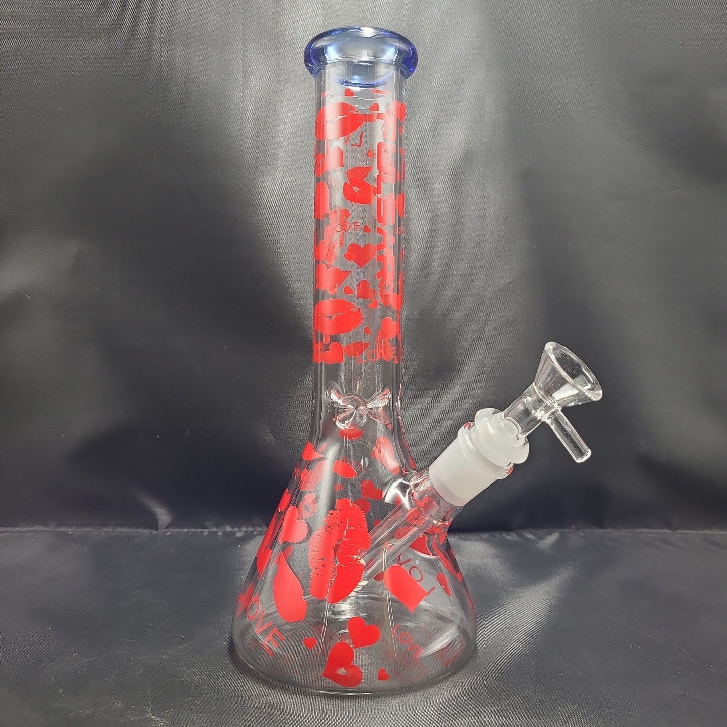 10" Pulsar Valentines Kiss beaker water pipe