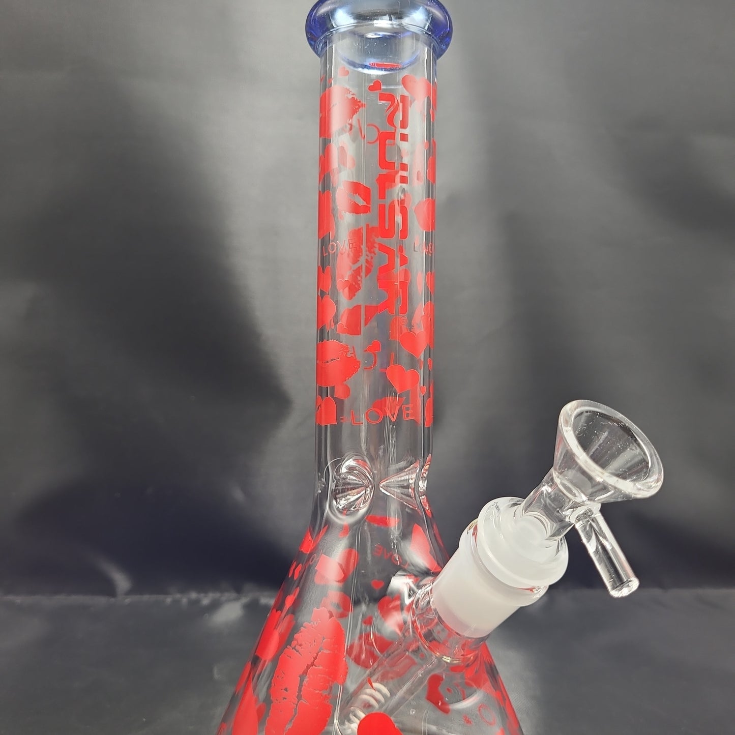 10" Pulsar Valentines Kiss beaker water pipe