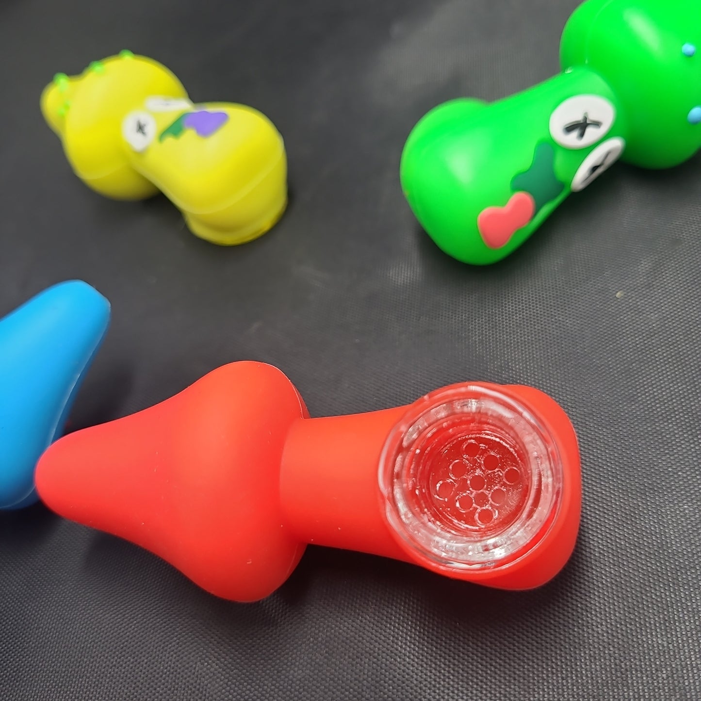 3.5" Trippy Silicone Mushroom Screen pipe