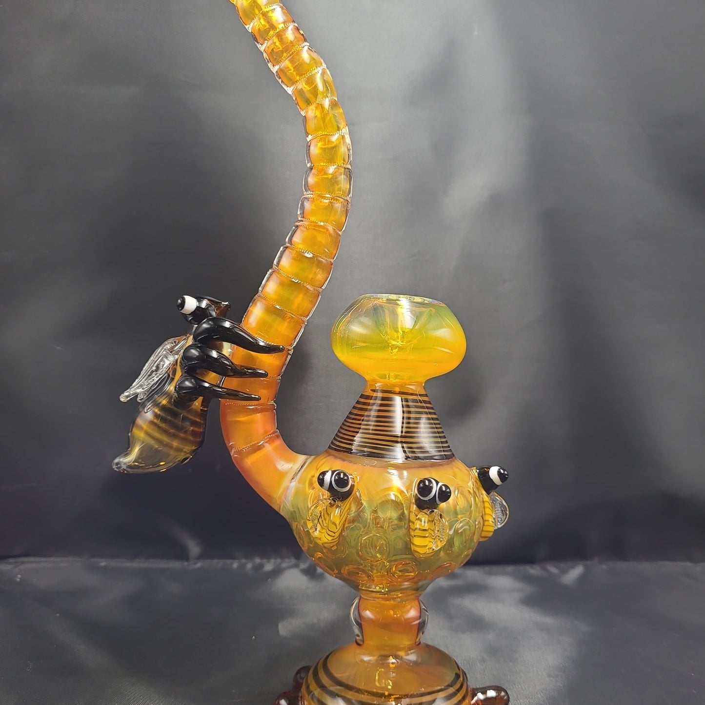 12" Bee Colony Chalice waterpipe