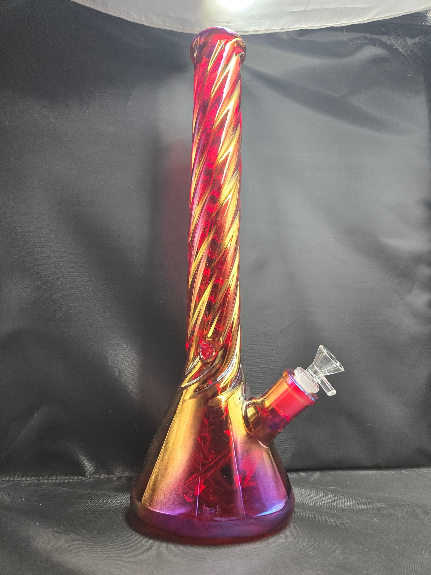 18" Crimson Twist Beaker waterpipe