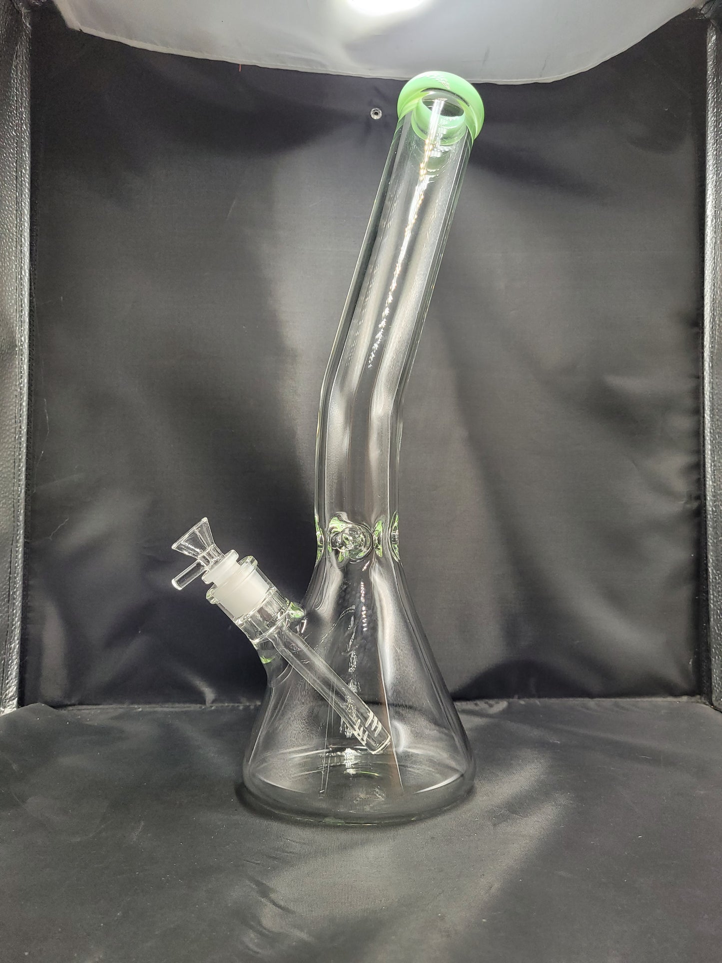 18" Bent Neck Beaker waterpipe