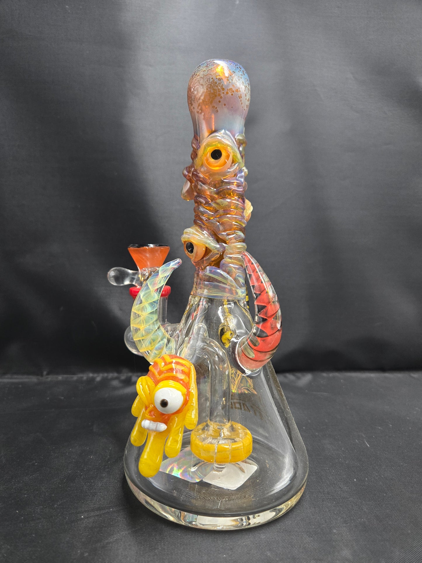 8.5" Tataoo All Seeing Eyes Monster waterpipe