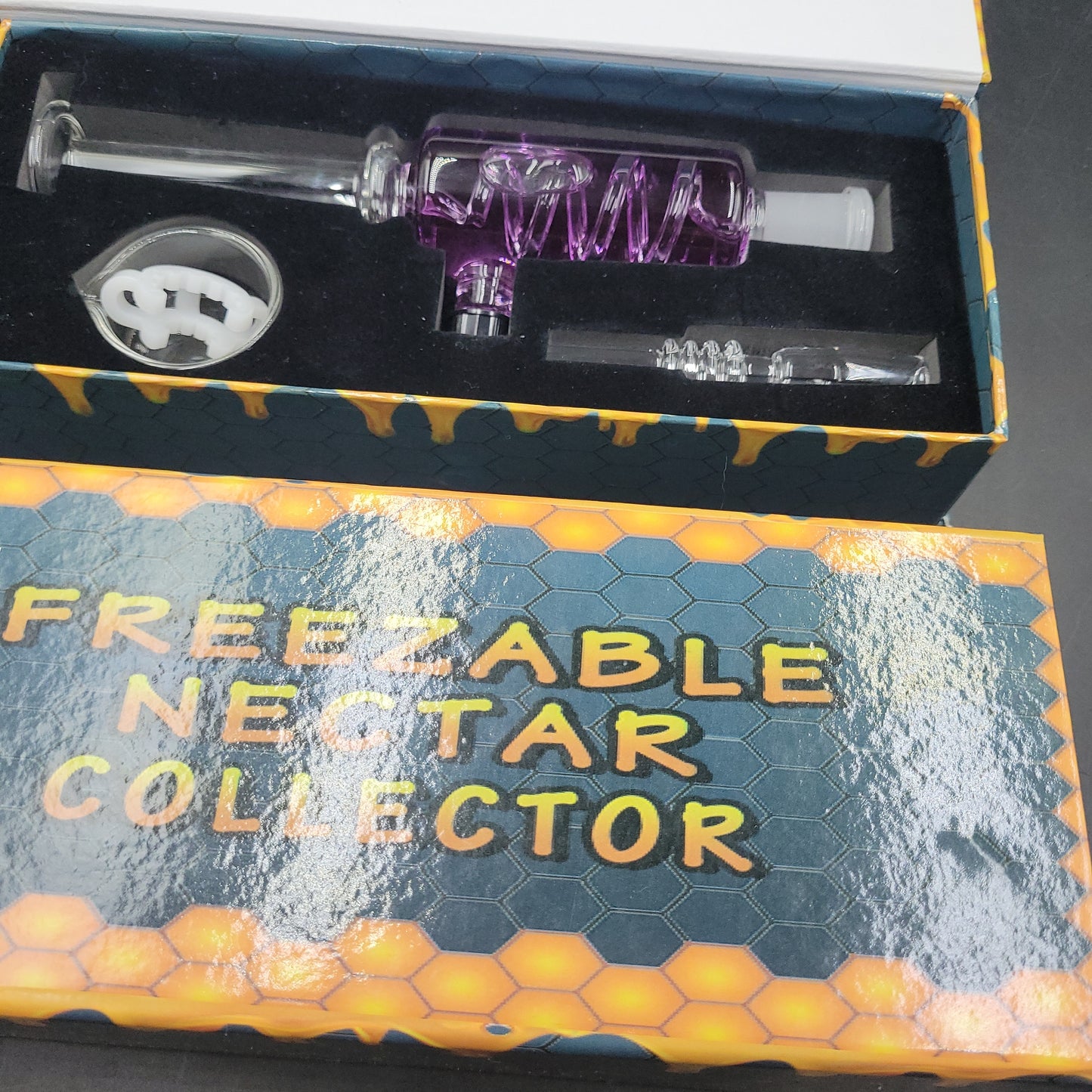 Freezable nector collector