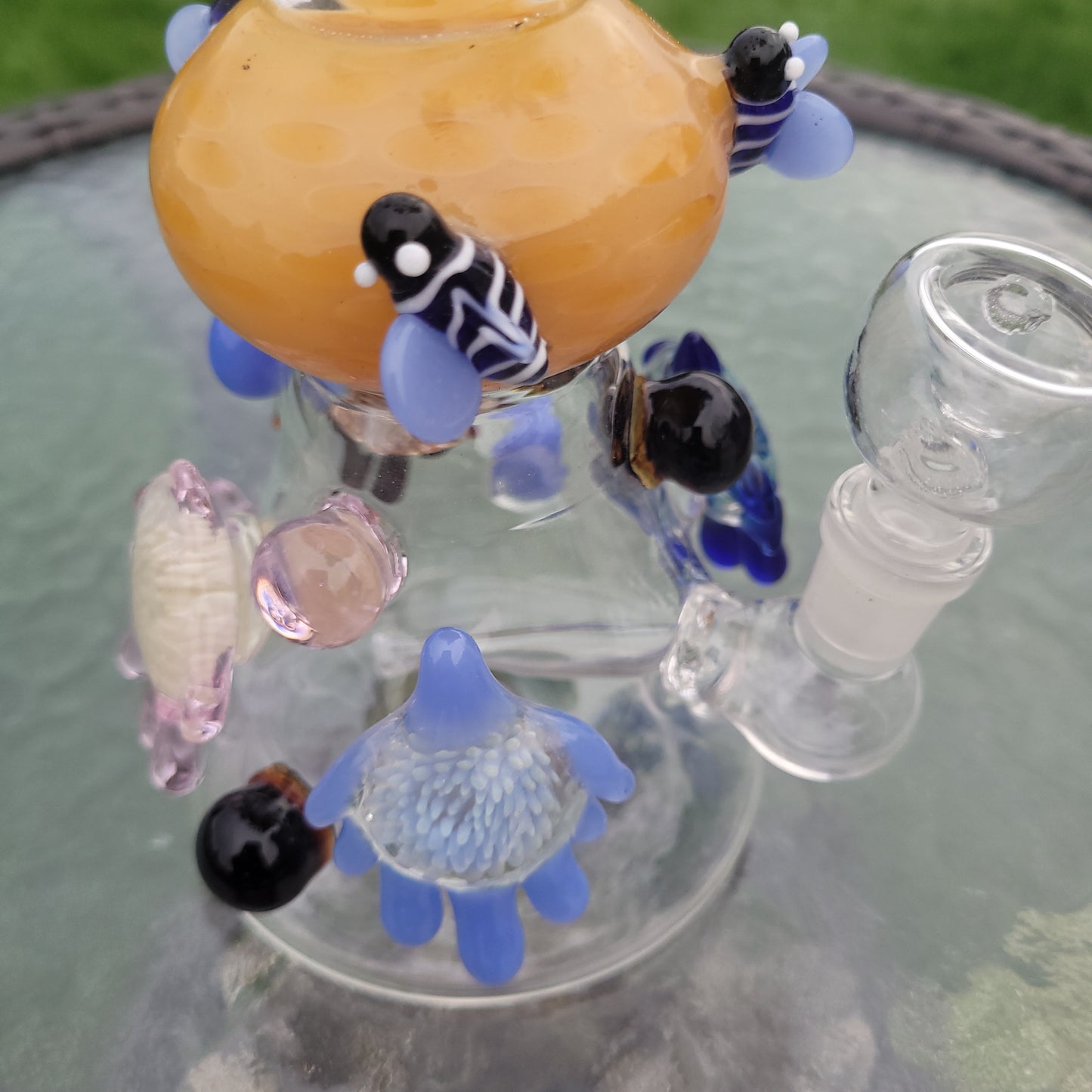 10" Drippy Honey Bee Colony water pipe