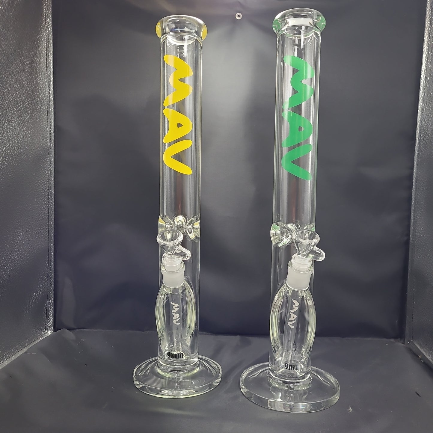 Mav 18" Straight Tube