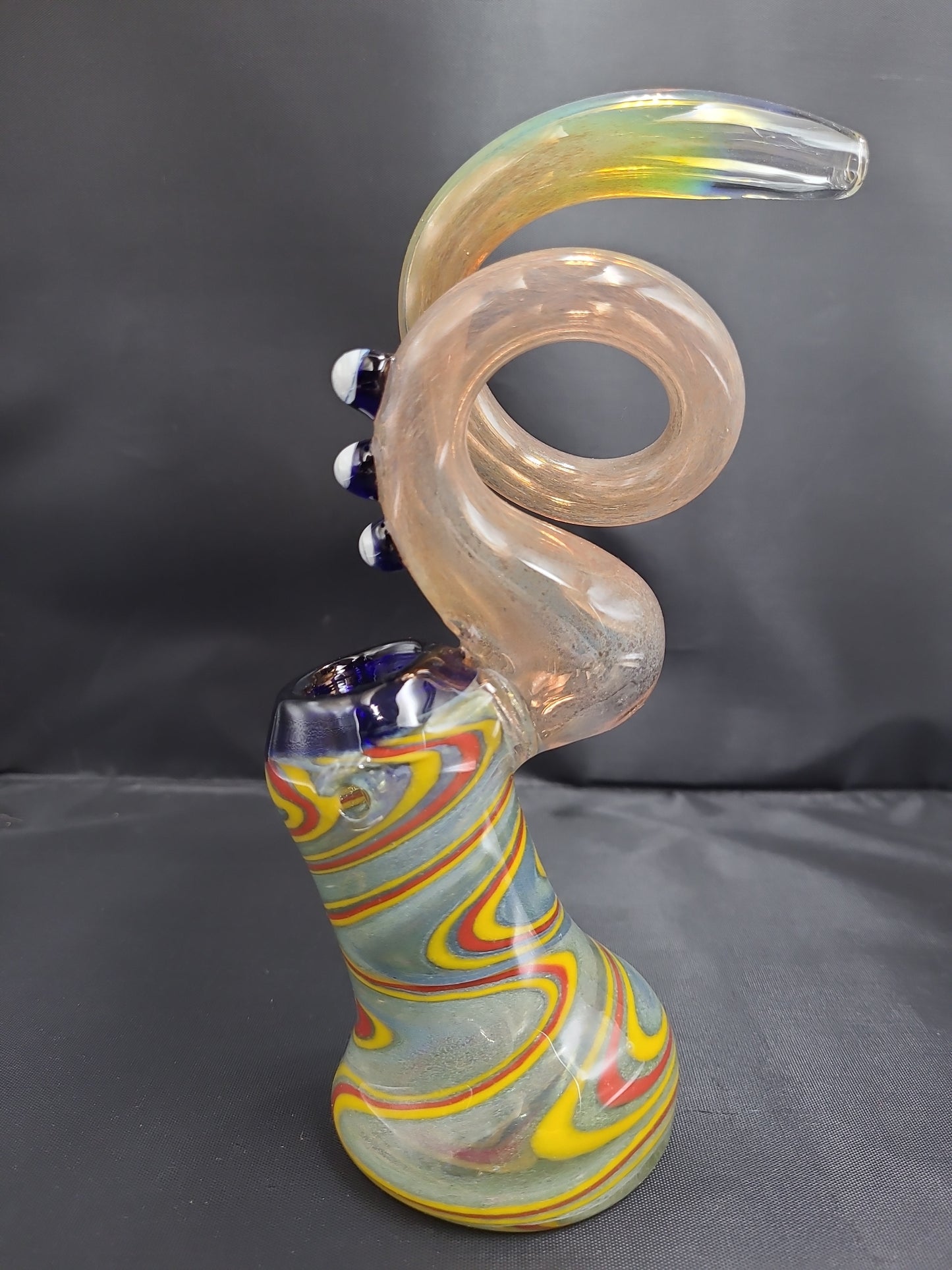 9" Twisty Wig Wag Fumed Color Bubbler