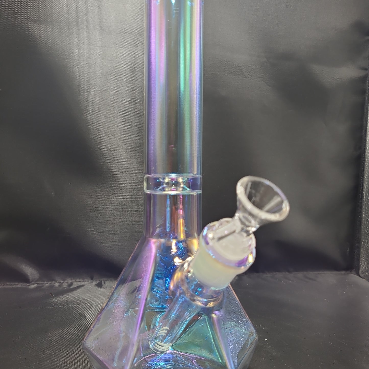 12" Irredescant Diamond Base Beaker