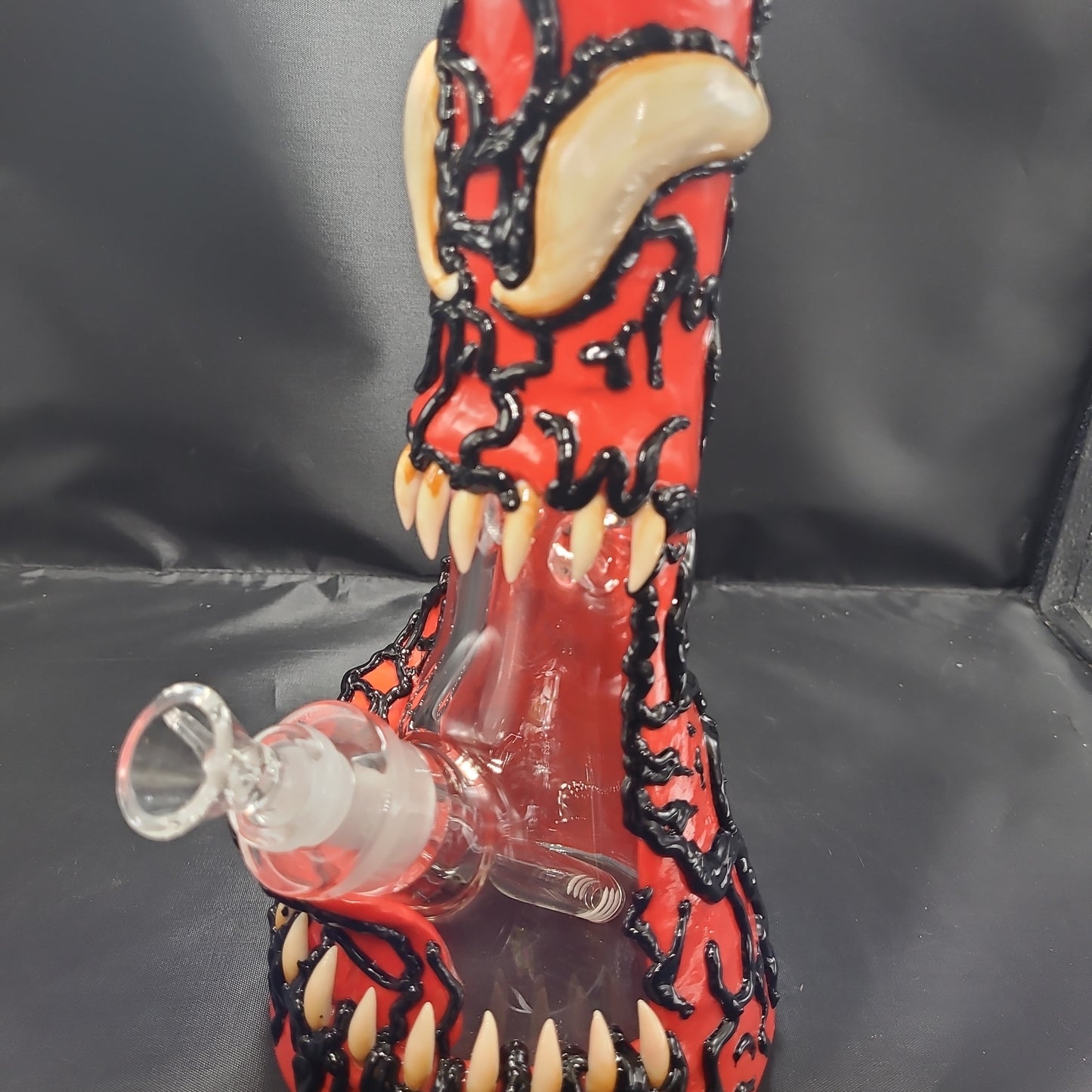 14" 3D Scary Monster beaker