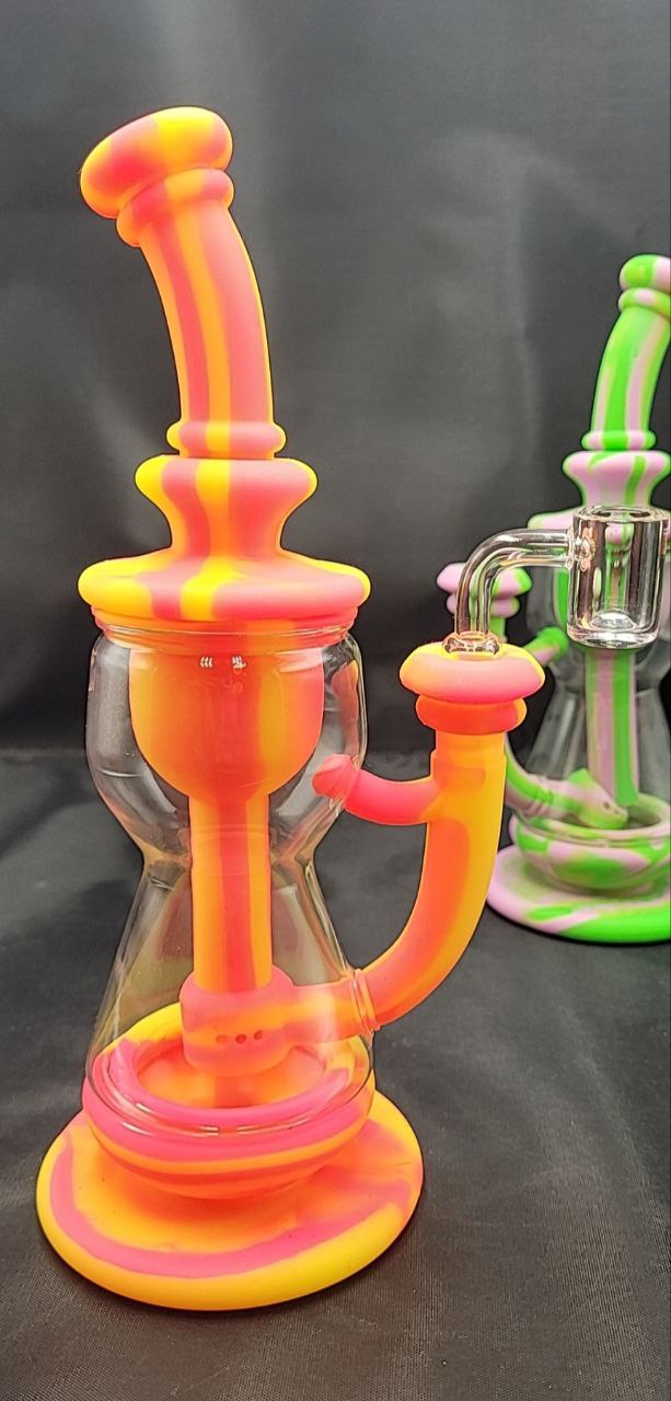 9" Hour Glass silicone bong/  rig